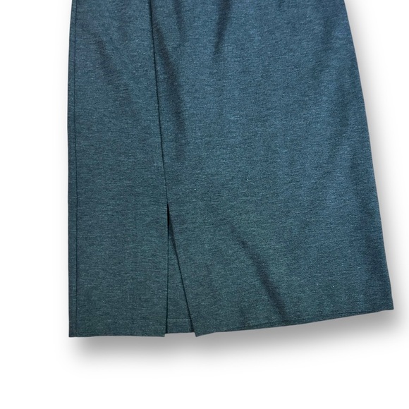 THEORY Winstine Refiner Short Sleeve Ponte Dress Size 2 Gray Professional Dress - Picture 9 of 16